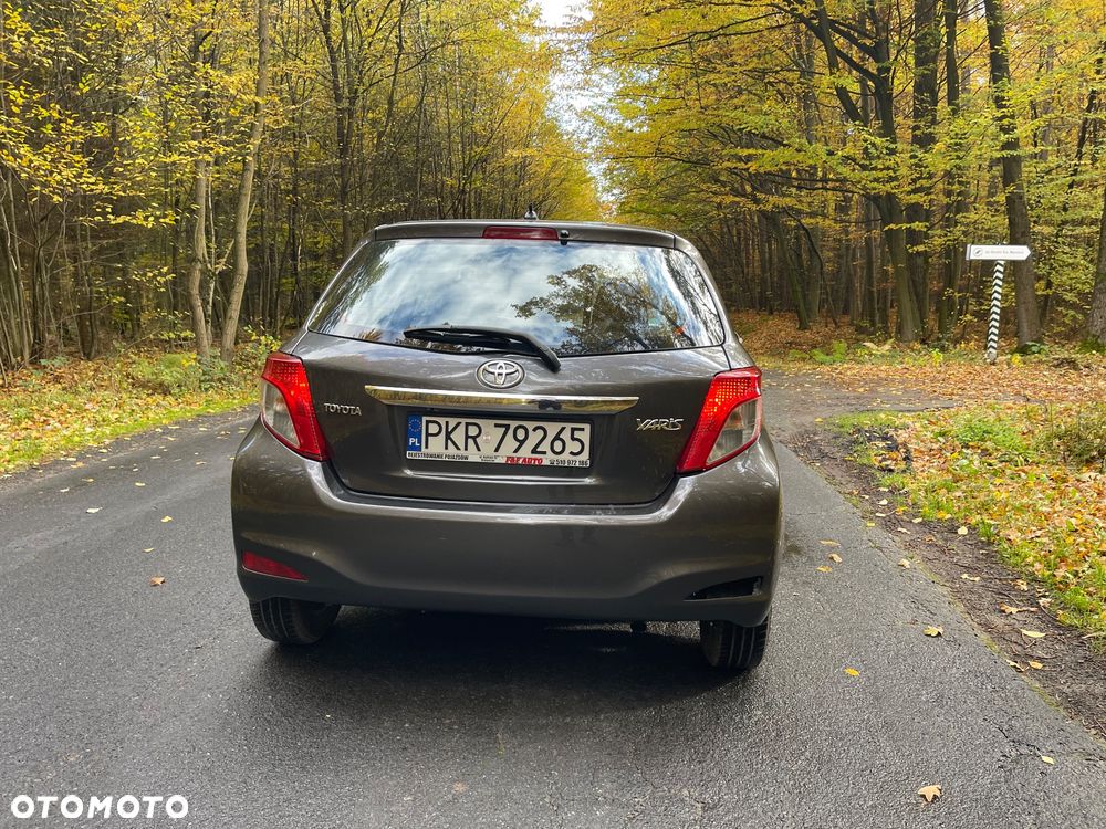 Toyota Yaris - 6