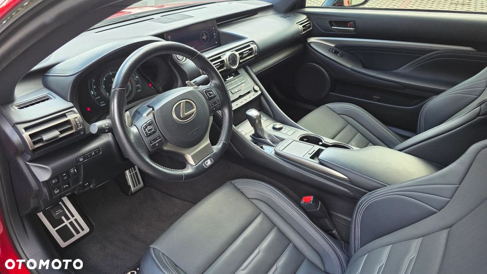 Lexus RC 200t / 300 F Sport - 14