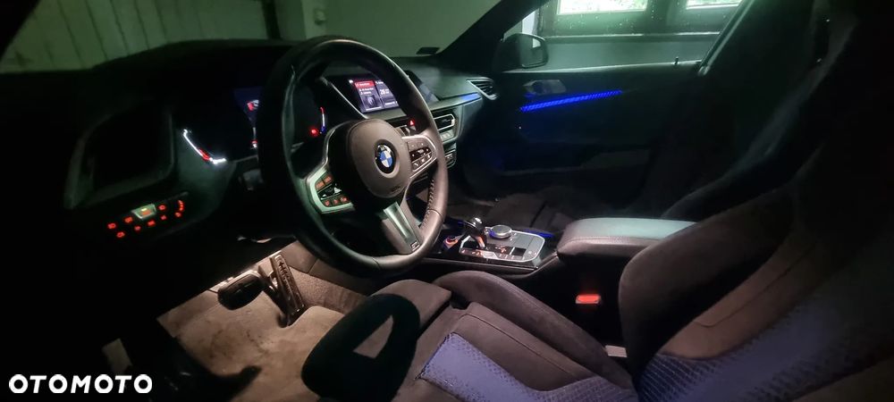 BMW Seria 2 218d M Sport sport - 16