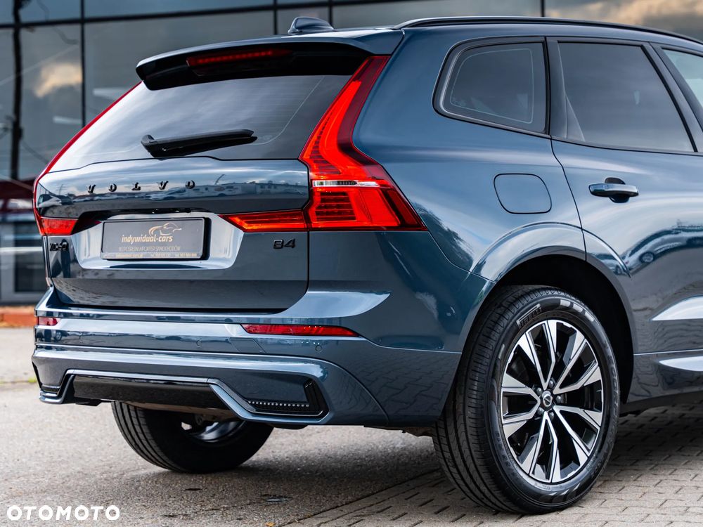 Volvo XC 60 B4 D Plus Dark - 14