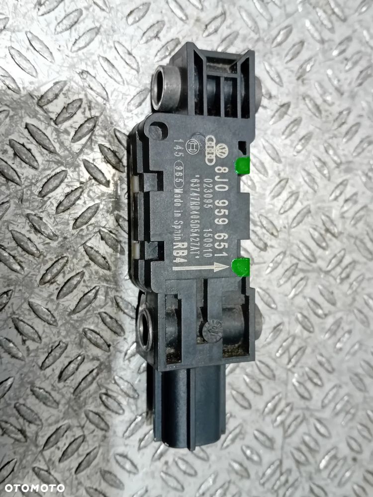 Czujniki uderzenia Seat Exeo 2010 8J0959651 - 2