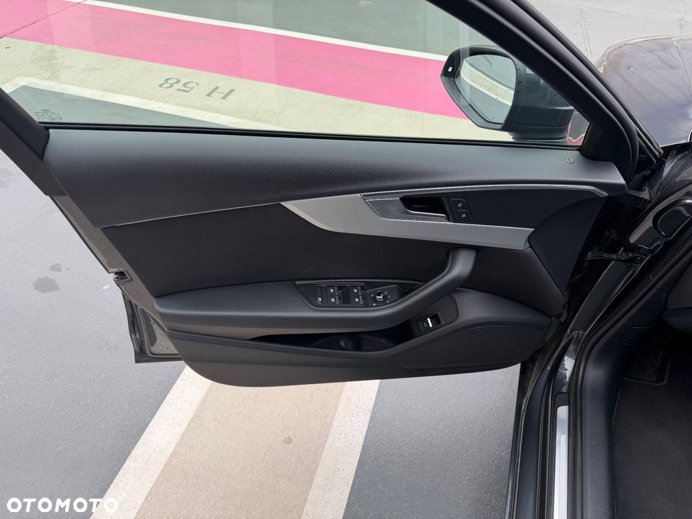 Audi A4 Avant 2.0 TDI S tronic - 11