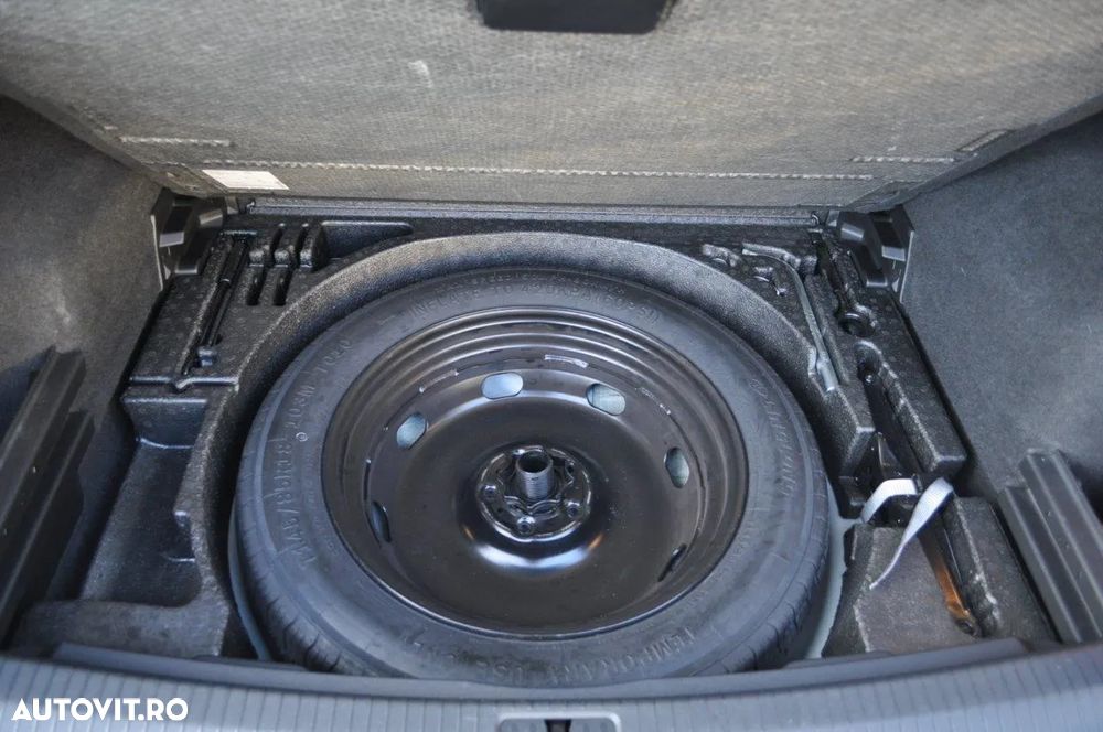 Volkswagen Tiguan 2.0 TDI SCR 4MOTION DSG R-Line - 38