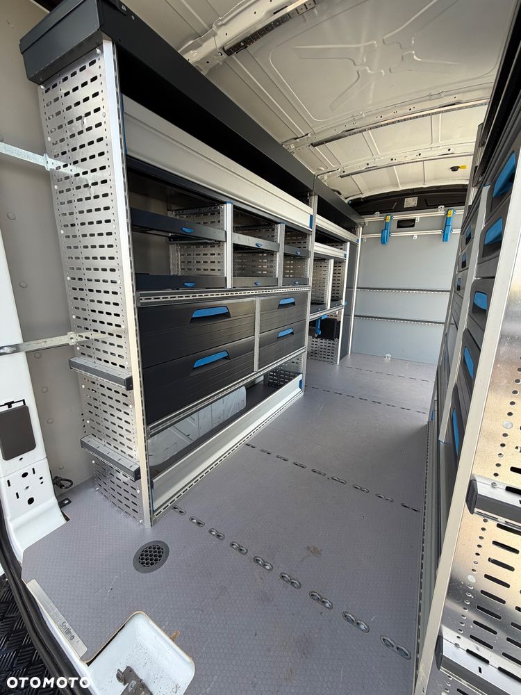 Ford Transit - 15