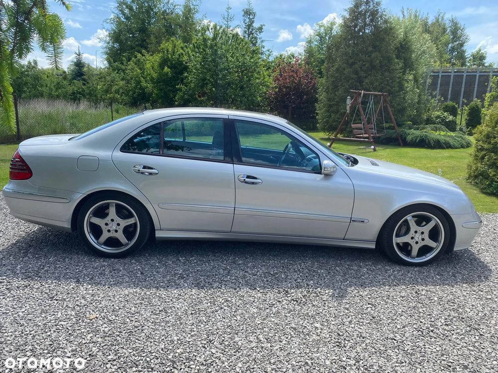 Mercedes-Benz Klasa E 500 T Avantgarde - 4