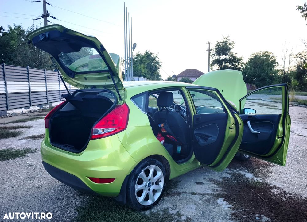 FORD Fiesta 2010 — imagine 12