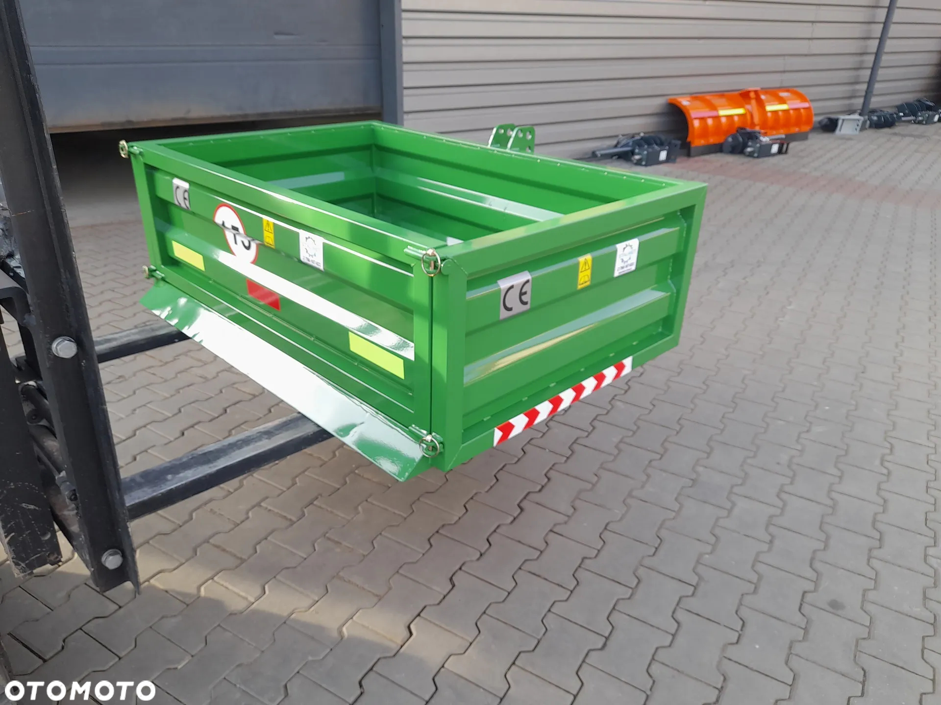 Inny SKRZYNIA transportowa ZAŁADUNKOWA kosz transportowy na tylny TUZ CIĄGNIKA TRAKTOR PODNOŚNIK POLSKI PRODUCENT FV - 6