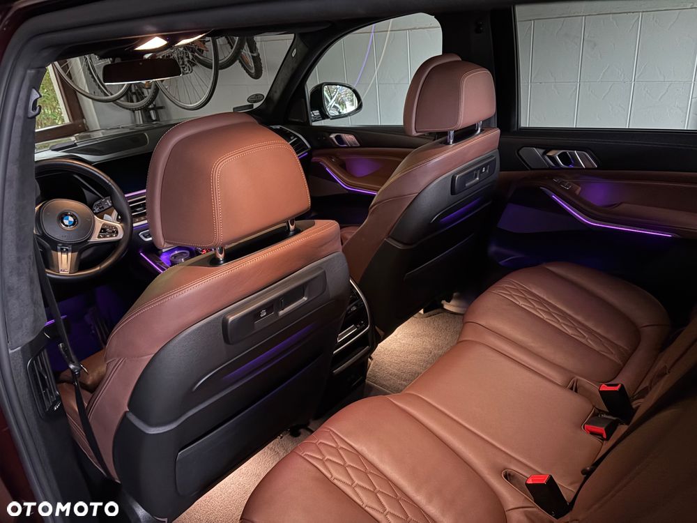 BMW X7 - 11