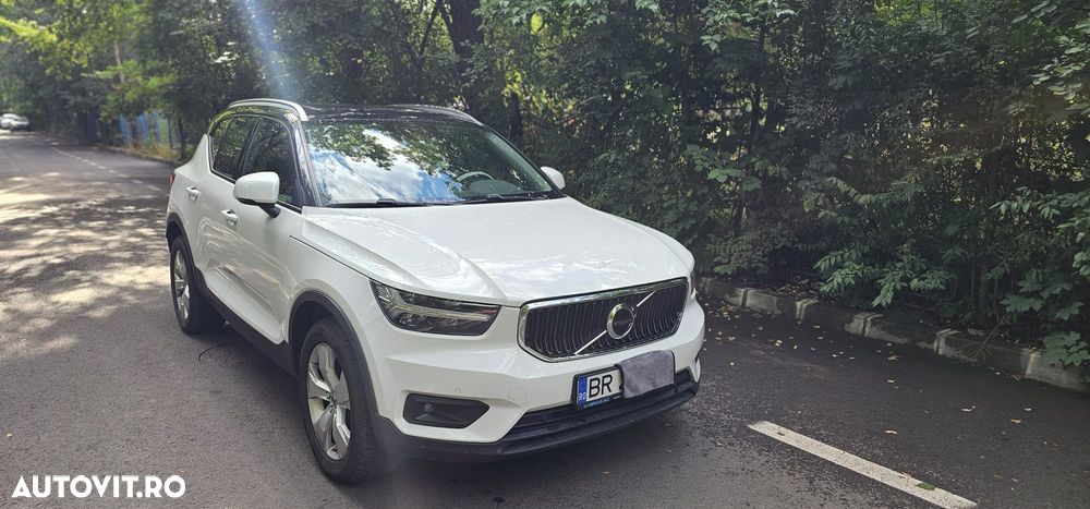 VOLVO XC40 2021 — imagine 3