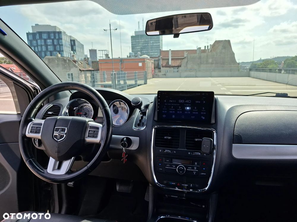 Dodge Grand Caravan 3.6 R/T - 13