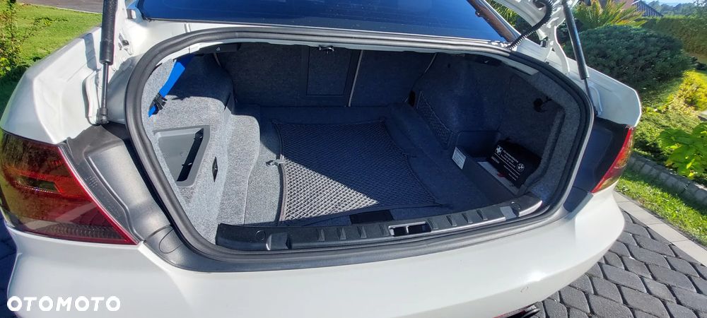 BMW Seria 3 335i - 13