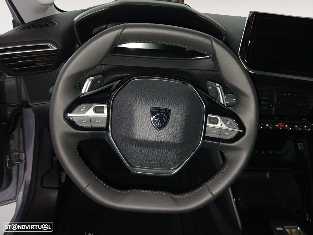 Peugeot 208 1.2 Hybrid Allure e-DCS6 - 12