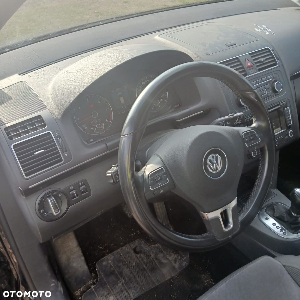 Volkswagen Touran 1.6 TDI DPF BlueMotion Technology DSG Comfortline - 9