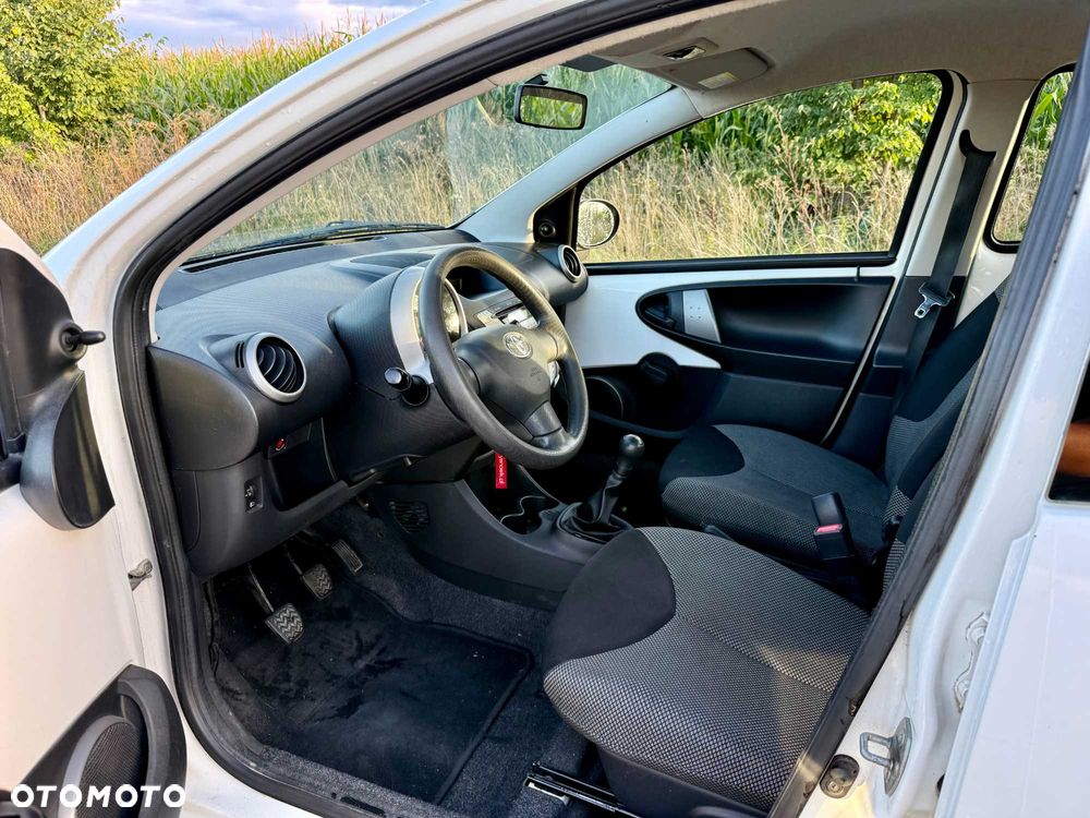 Toyota Aygo - 5