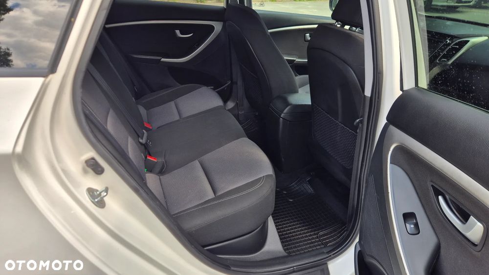 Hyundai i30 1.4 Style - 14