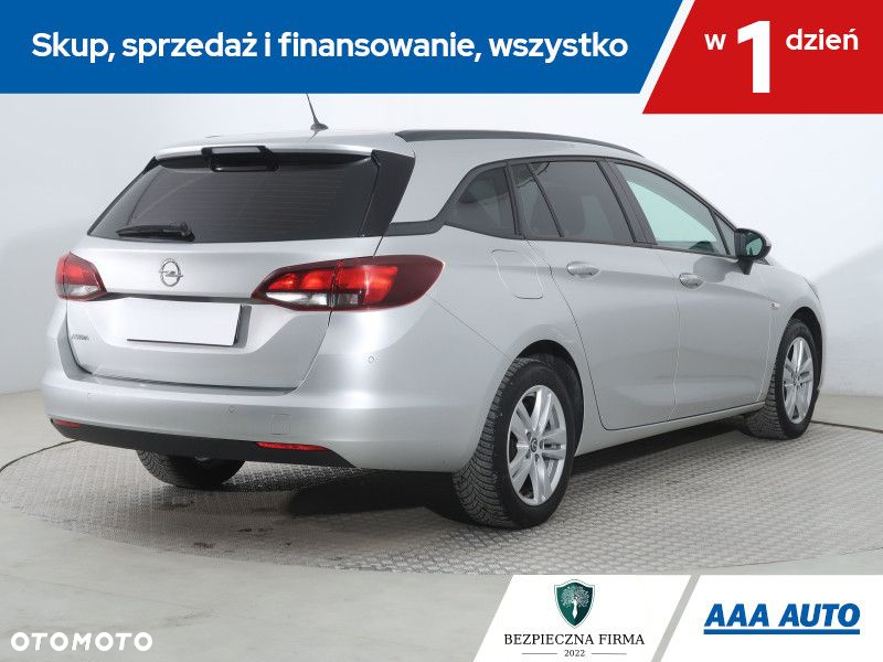 Opel Astra - 6
