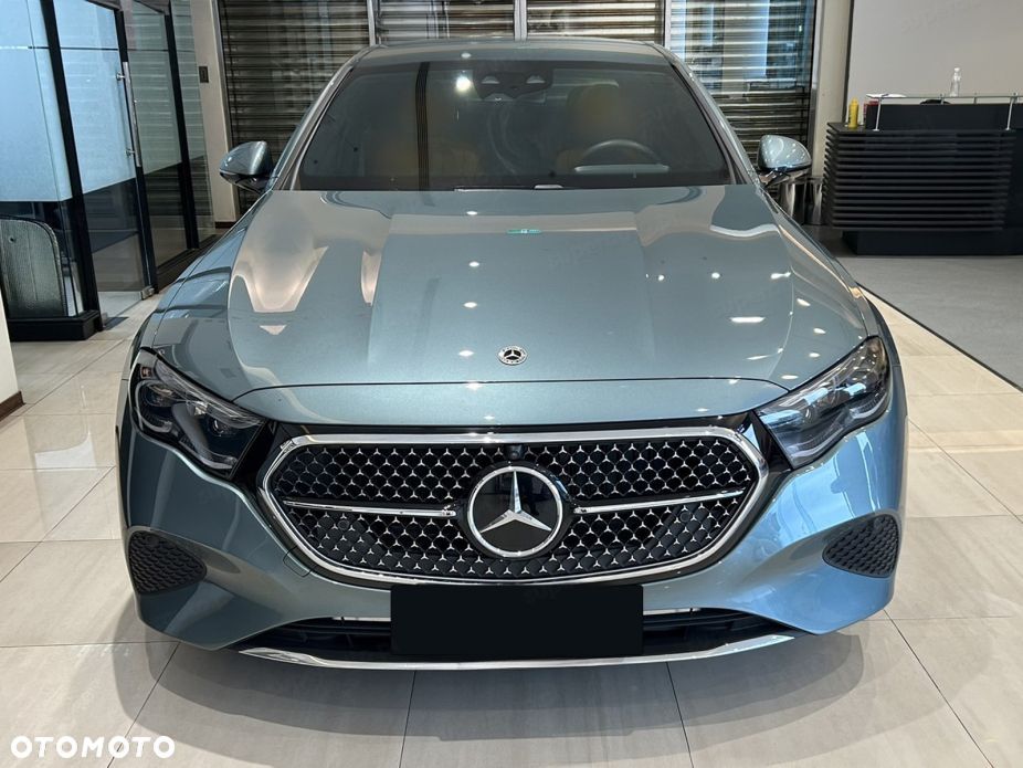 Mercedes-Benz Klasa E - 2