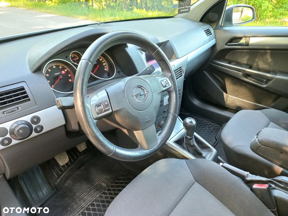 Opel Astra 1.8 Edition - 13