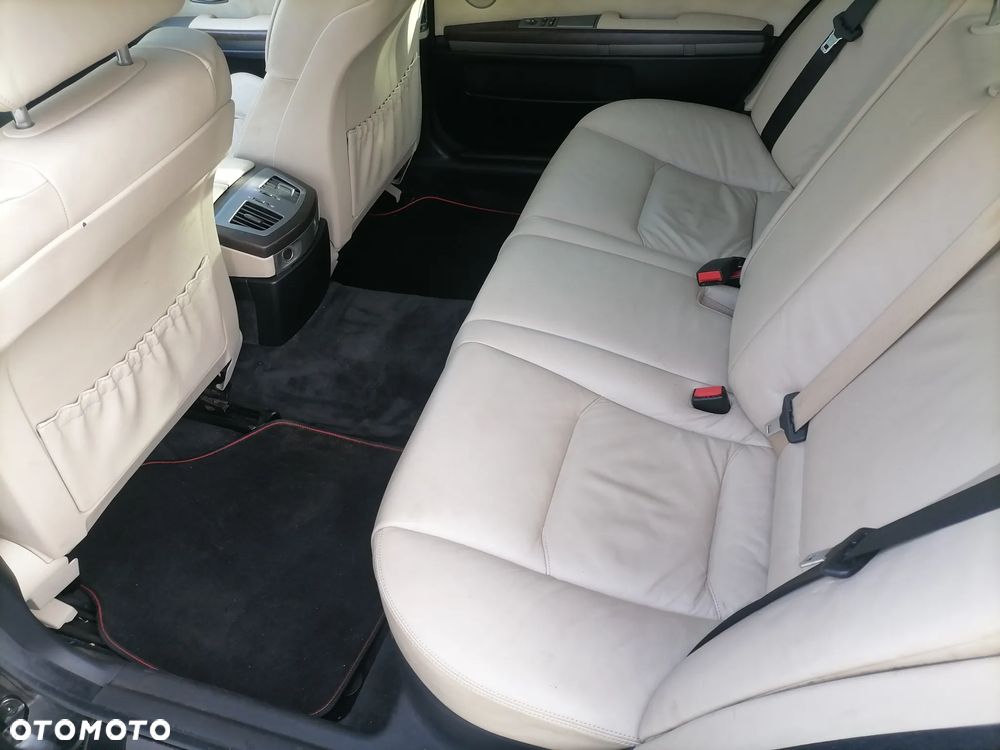 BMW Seria 7 745i L - 13