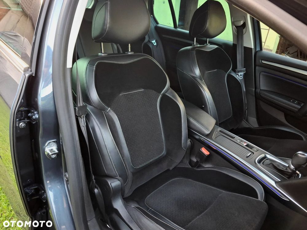 Renault Megane 1.2 16V TCe Bose EDC EU6 - 29