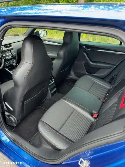 Skoda Octavia 2.0 TSI RS DSG - 7