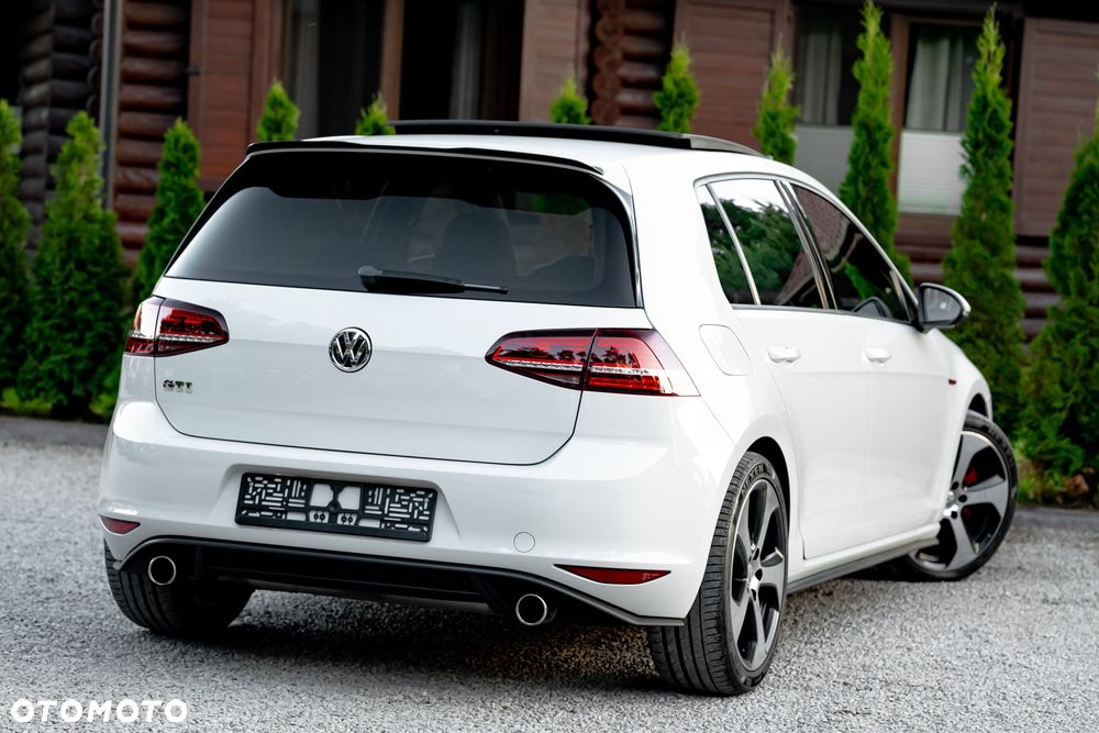 Volkswagen Golf 2.0 TSI BMT GTI - 9
