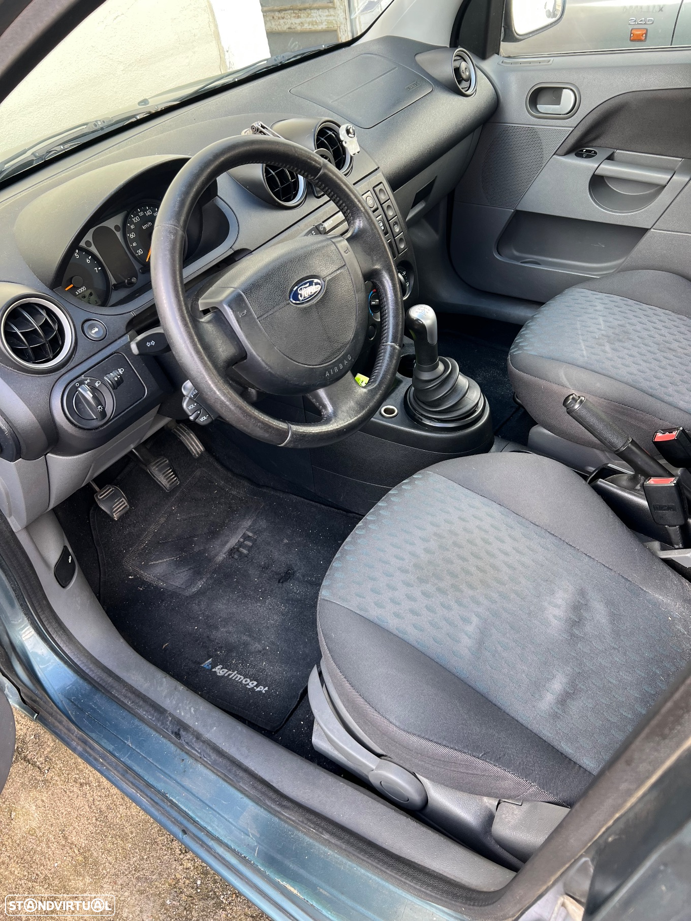 Ford Fiesta - 5