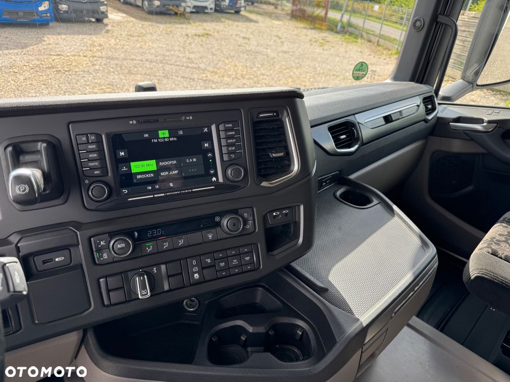 Scania R 450 KONTENER / IZOTERMA 7.40m - WINDA - 25