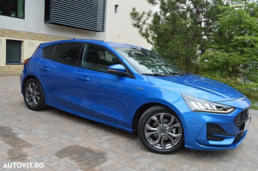 Ford Focus - 25