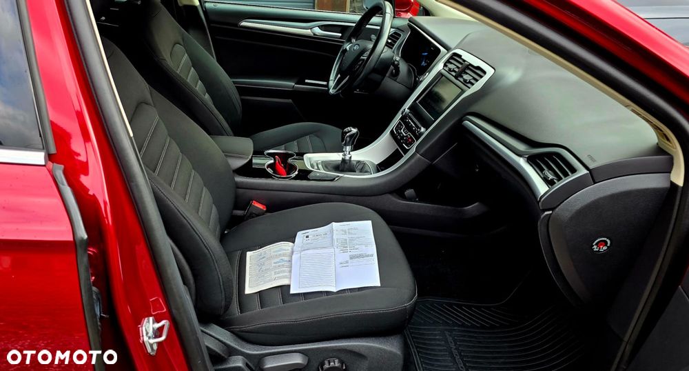 Ford Mondeo - 29