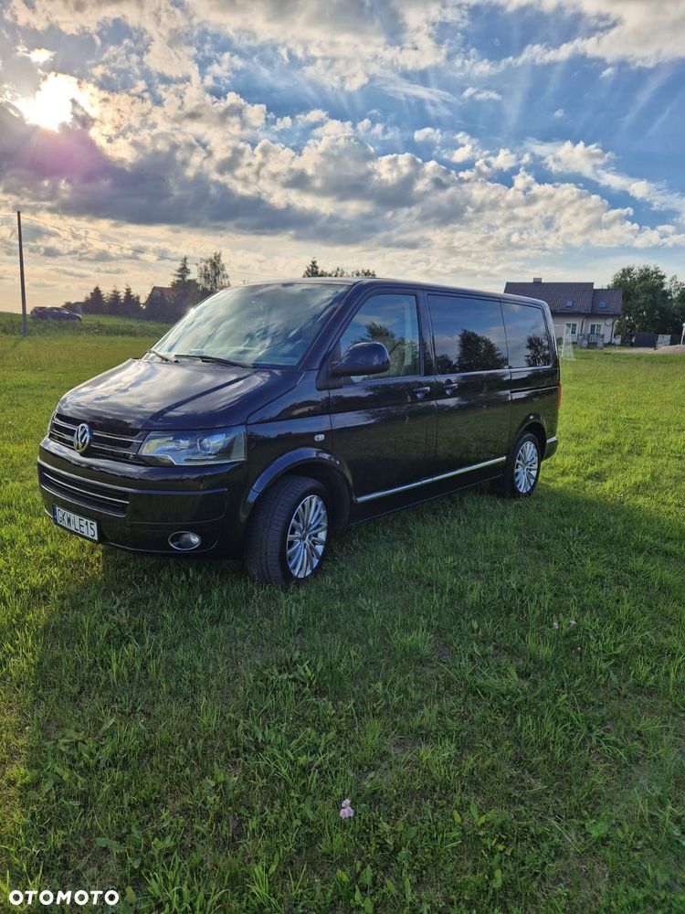 Volkswagen Multivan - 1