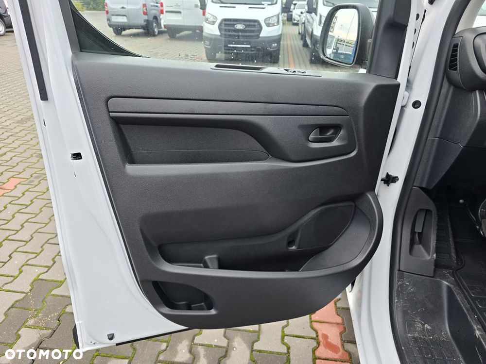 Opel Vivaro - 8