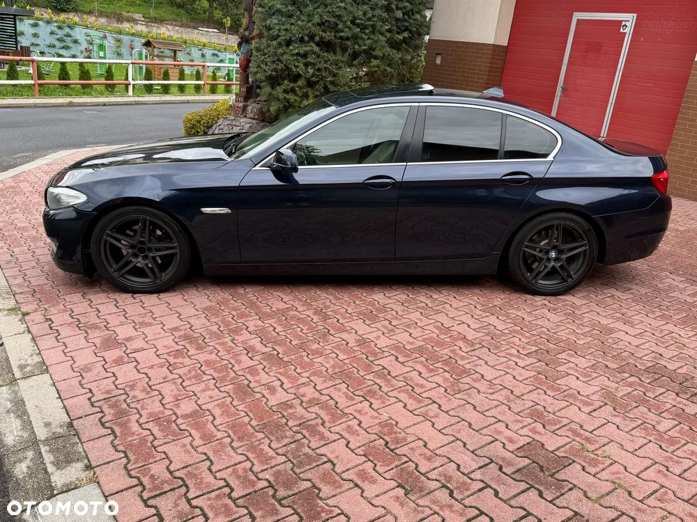 BMW Seria 5 520d Sport-Aut - 8