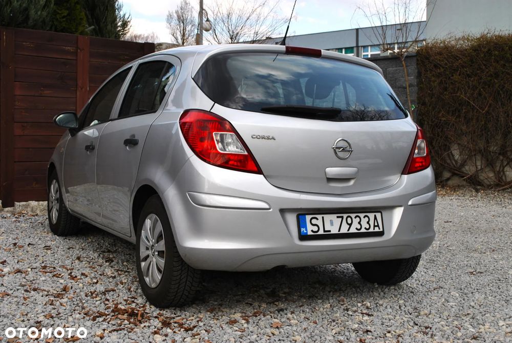 Opel Corsa 1.2 16V Enjoy - 3