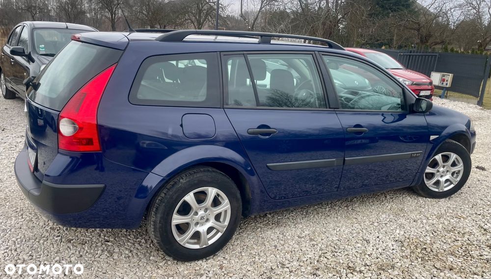 Renault Megane 1.6 RXE 16V - 23