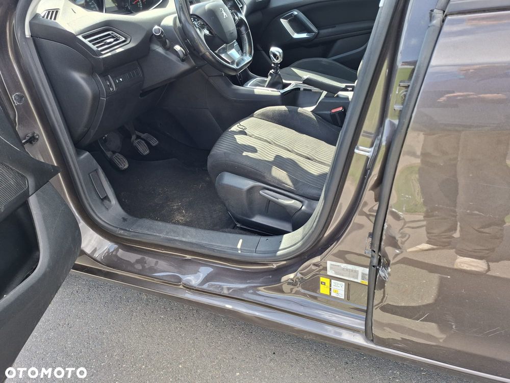 Peugeot 308 BlueHDi 120 Stop & Start Active - 14