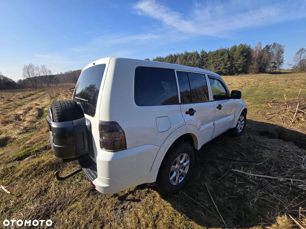 Mitsubishi Pajero - 7