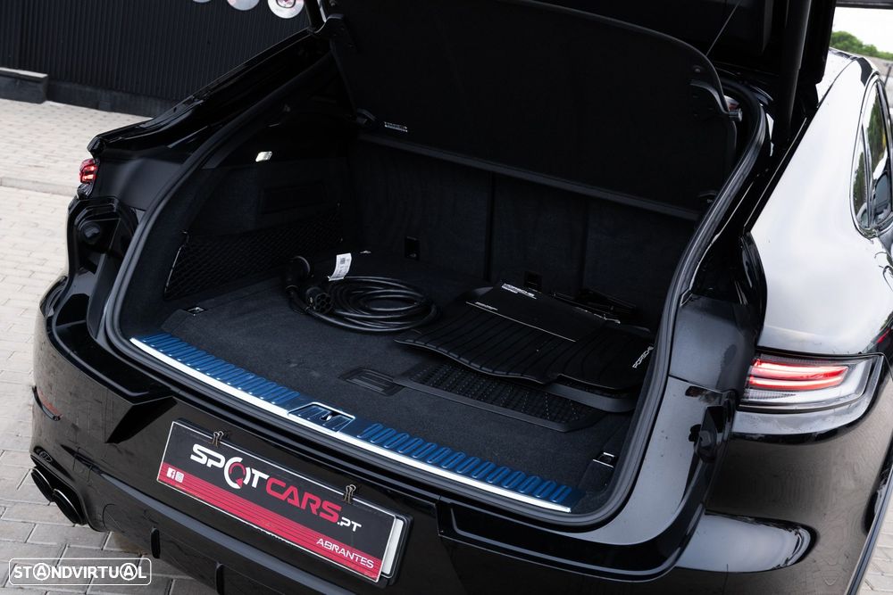 Porsche Cayenne Coupé Turbo E-Hybrid - 13
