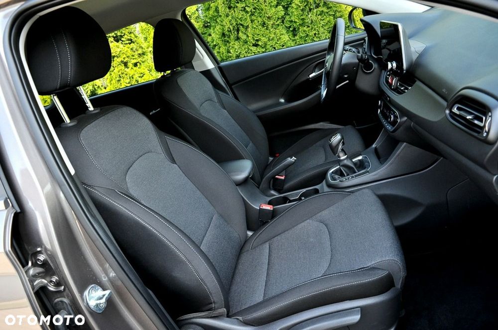 Hyundai i30 1.5 T-GDI 48V Executive - 8