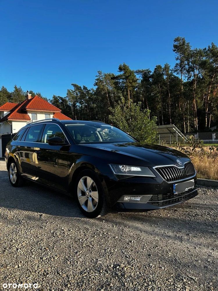 Skoda Superb 2.0 TDI 4x4 Style DSG - 1