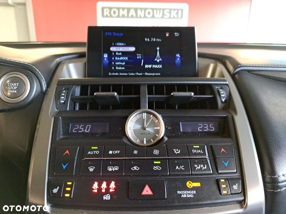 Lexus NX 200t Comfort AWD - 16