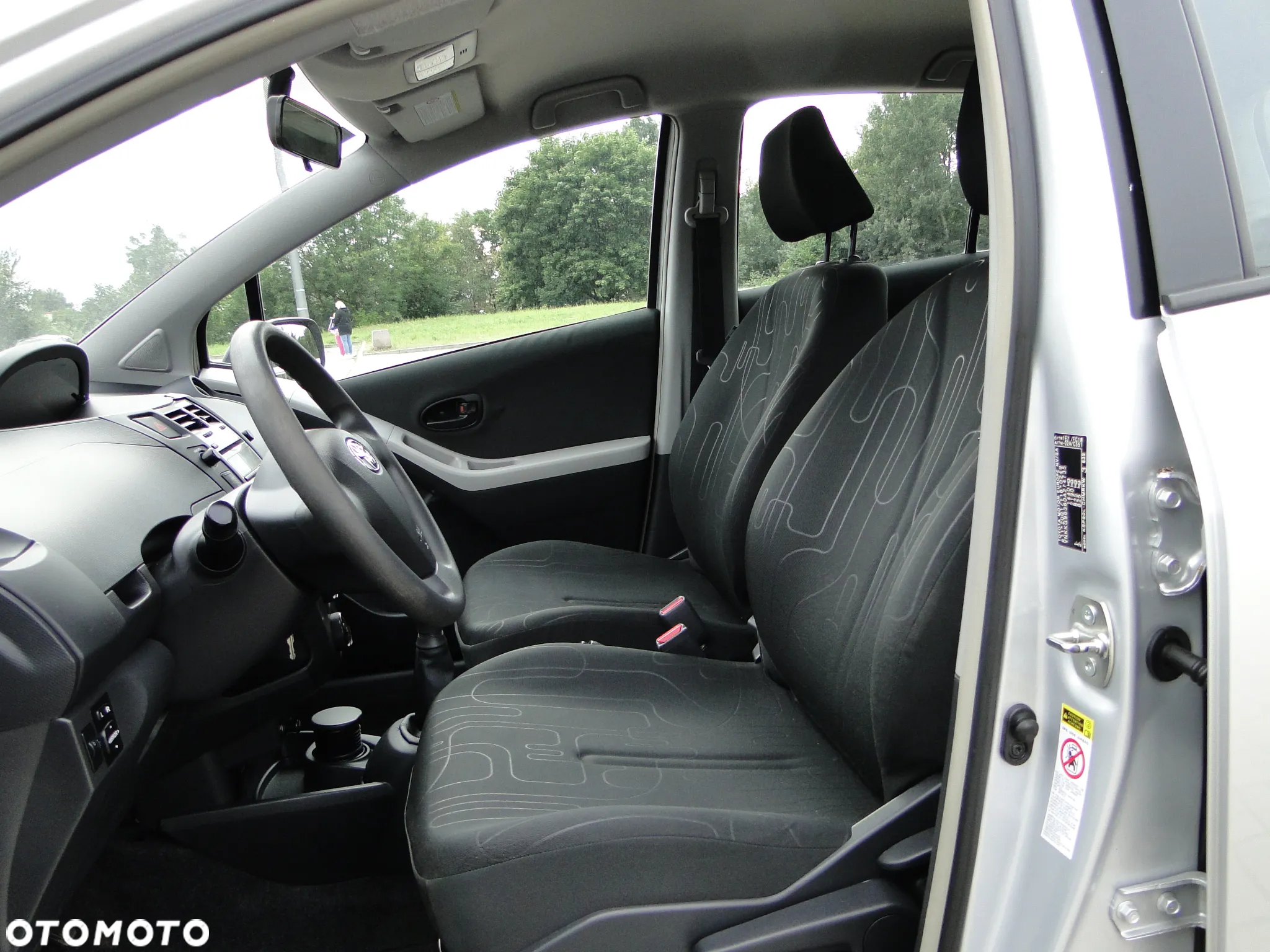 Toyota Yaris - 5