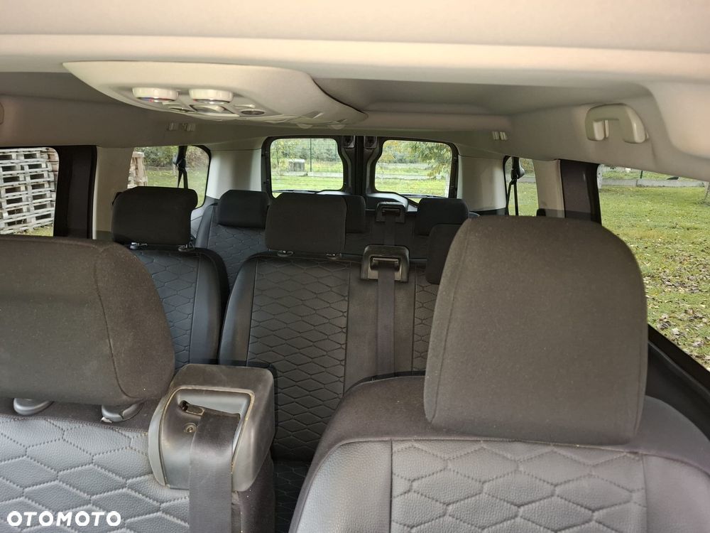 Opel Vivaro - 5