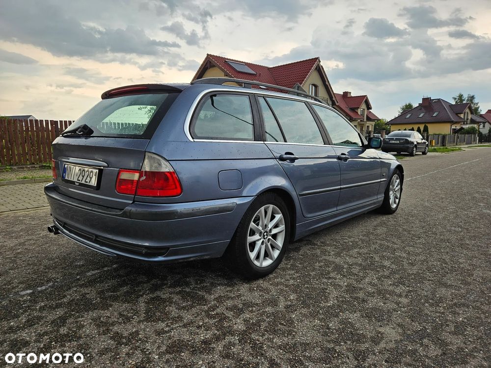 BMW Seria 3 - 22