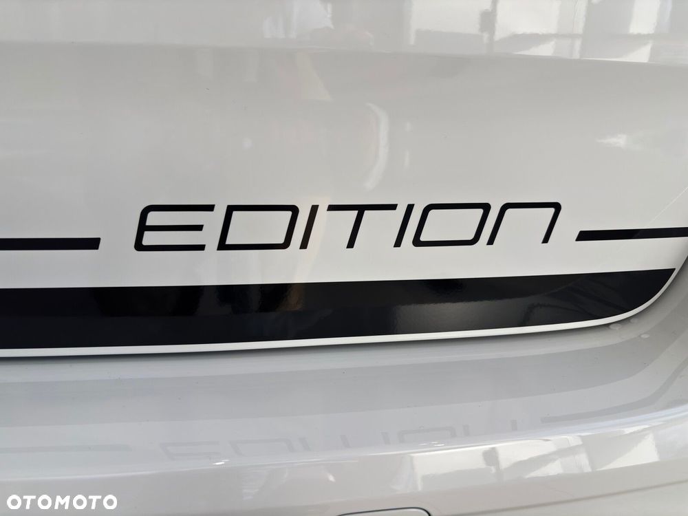 Volkswagen multivan EDITION L2 2.0 TDI 150 KM 7-DSG 8m - 8