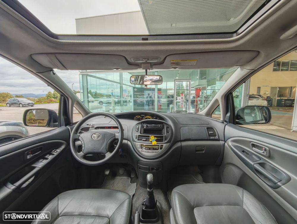 Toyota Previa 2.0 D4D Pack+EP - 16