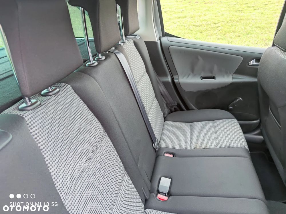 Peugeot 207 95 VTi Filou - 13