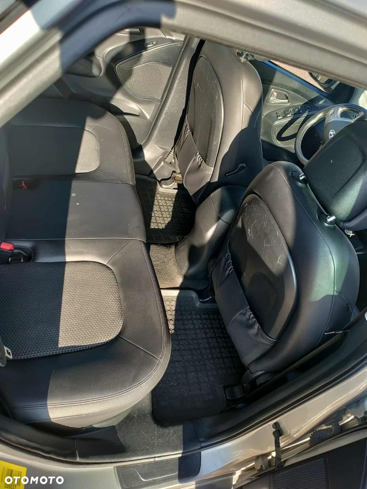 Hyundai ix35 2.0 CRDi 2WD Style - 9