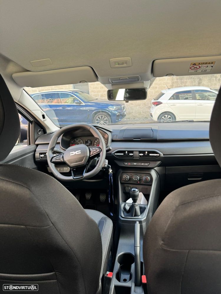 Dacia Jogger 1.0 TCe Essential 7L - 11