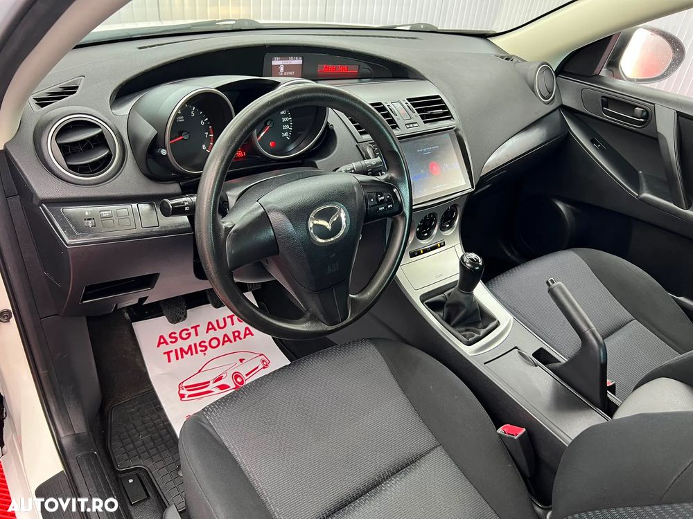 Mazda 3 - 10